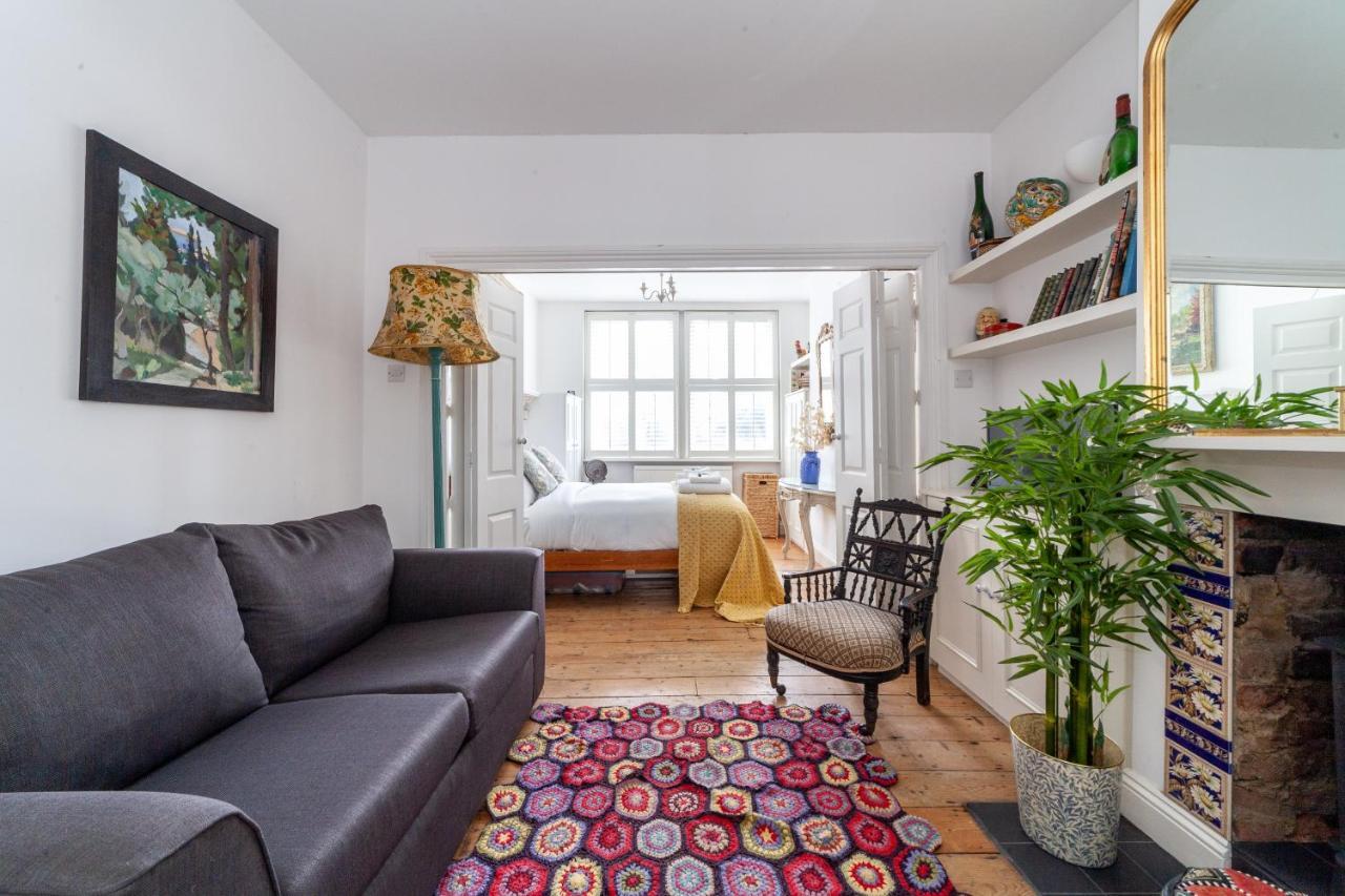 Charming And Spacious 1 Bedroom Flat In Battersea London Exterior photo