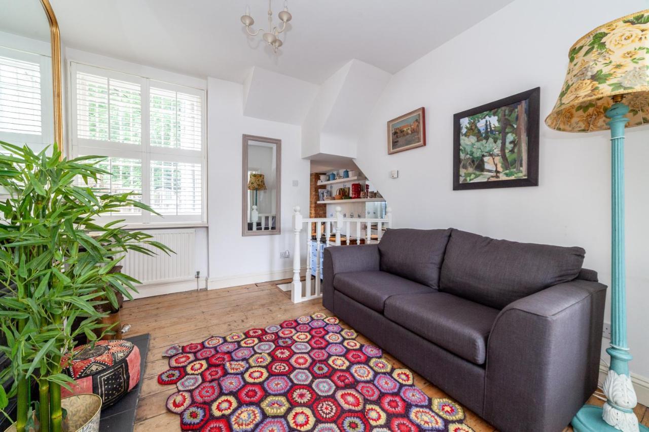 Charming And Spacious 1 Bedroom Flat In Battersea London Exterior photo